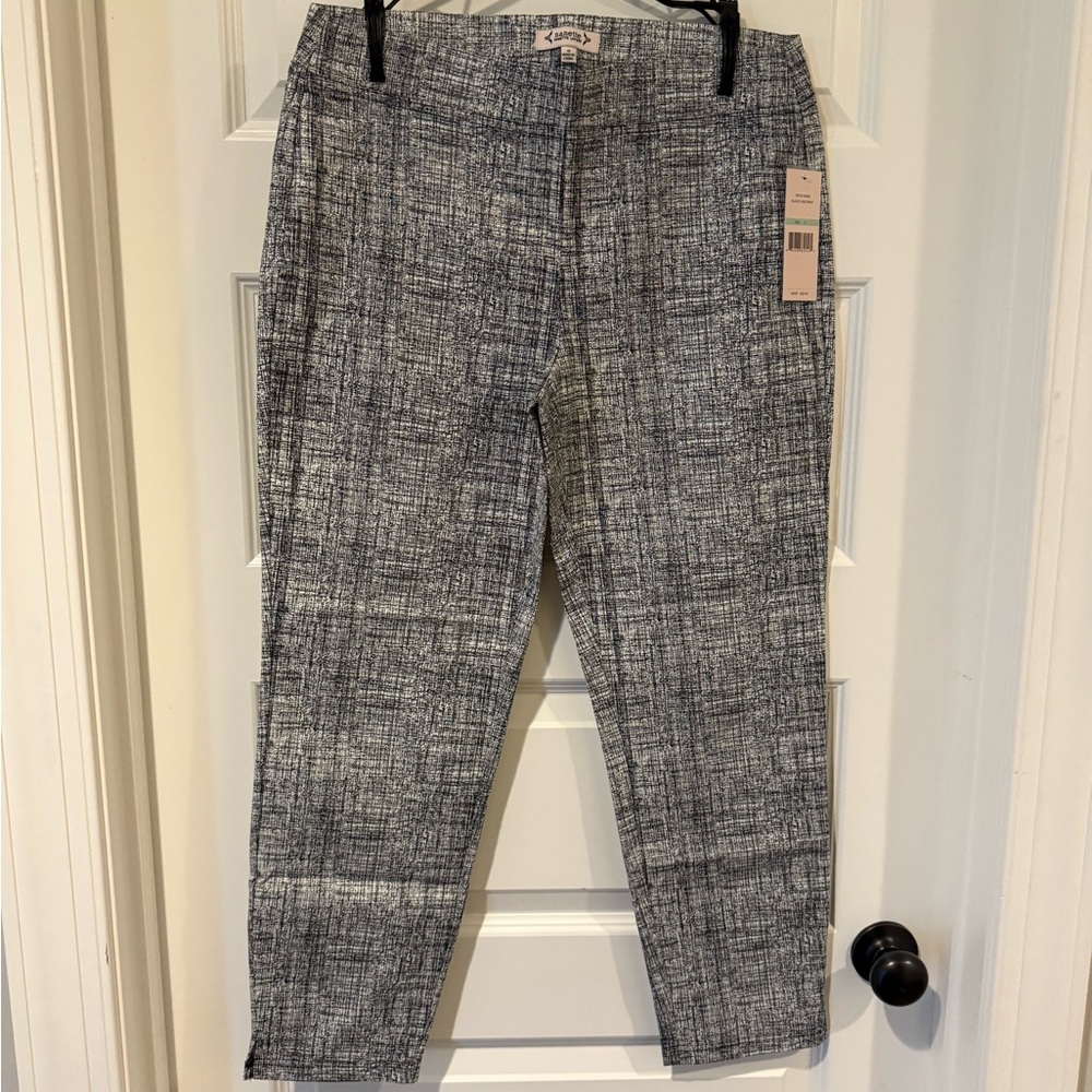 Nanette Lepore Black and White Textured Pants